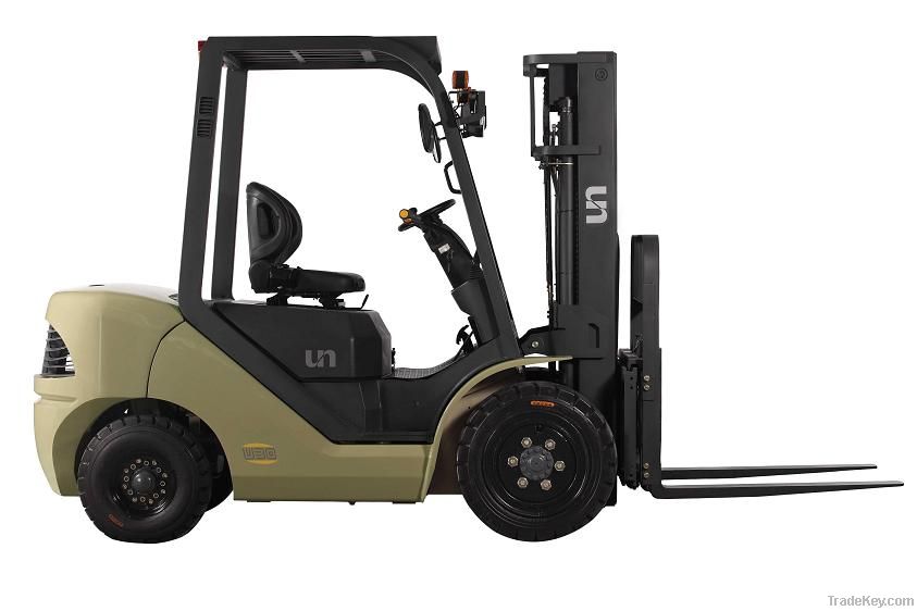 1.5t Diesel Forklift with Japanese engine