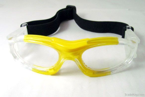 Children&#039;s eyewear for sports