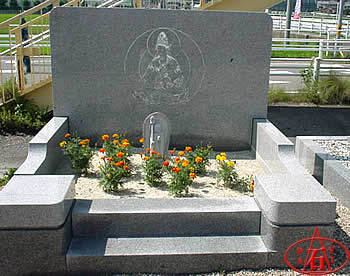 Tombstone, Monument
