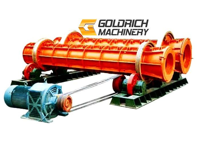 Centrifugal concrete pipe making machine