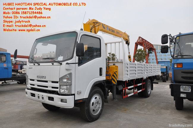 ISUZU QL1100 4T telescopic boom truck with crane