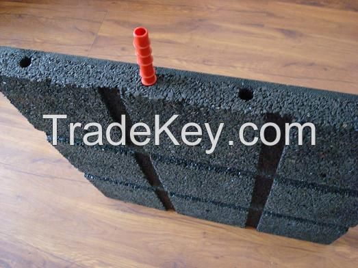 Safety rubber tiles with plastic connectors