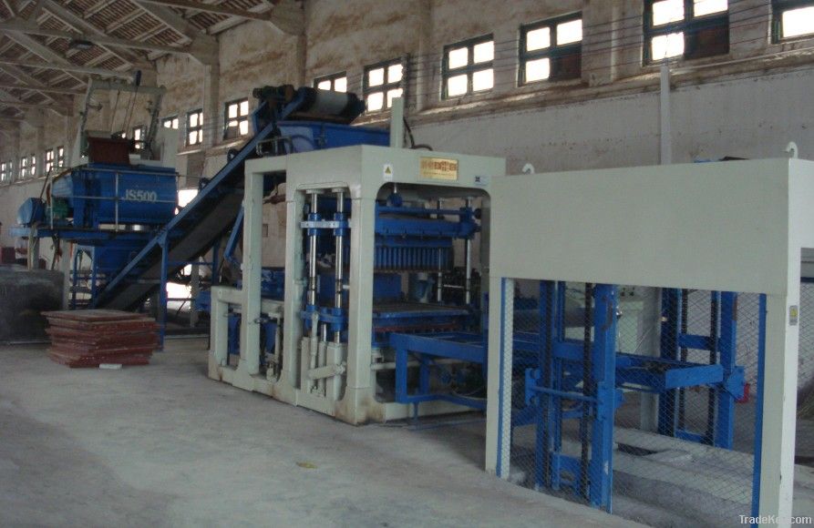 High efficiency brick making machine