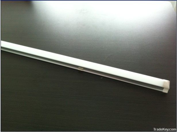 LED FLUORESCENT LIGHT