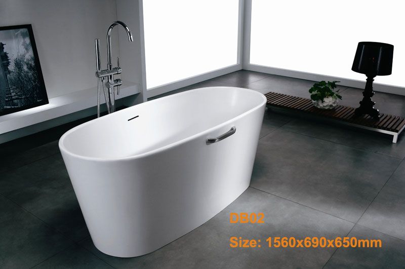 Cast stone bathtub