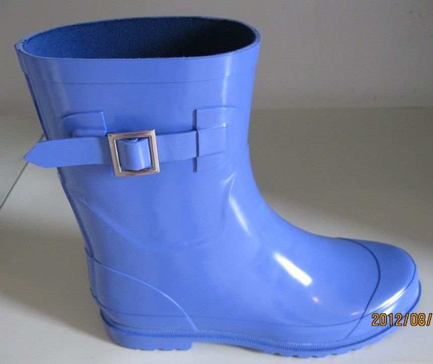 rain boots