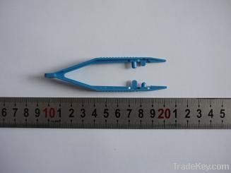 disable plastic forceps