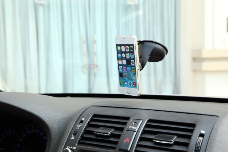 Universal in car windshield magnetic holder for smartphone