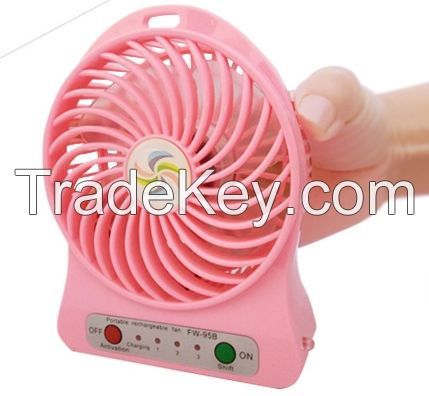 YL-T743 Hottest Portable Usb Fan with Strong Wind Rechargeable Electric Mini Usb Fan with Flashlight and Adjustable Speed