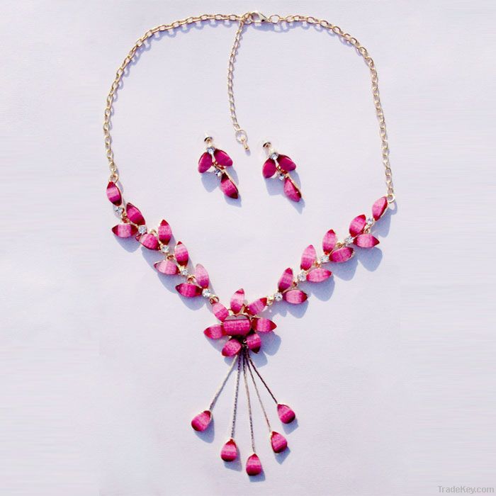 New fashion Colorful resin Alloy Pendant Necklace Jewerly sets