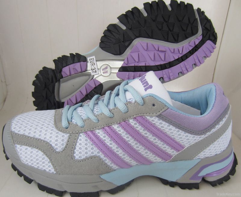 Women sport shoes