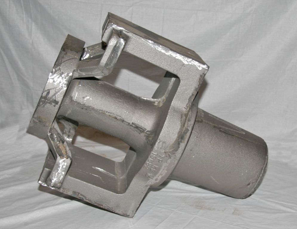 Steel yoke