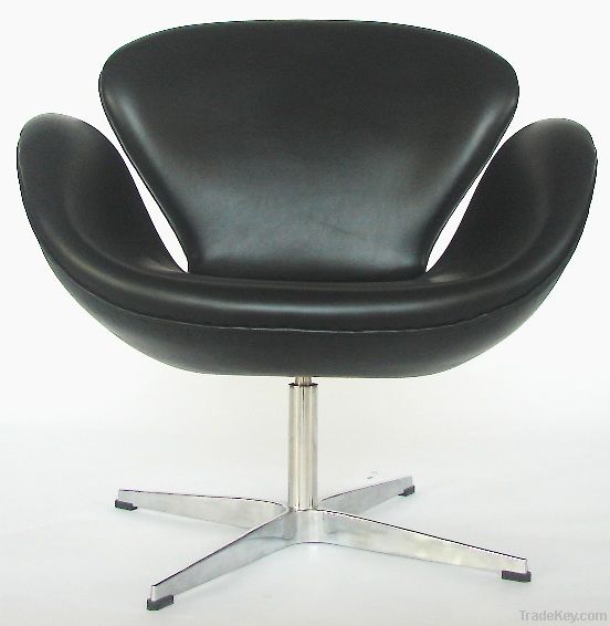 Arne Jacobsen swan chair