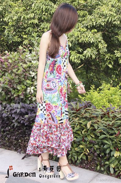 2012 Floral suspender skirt