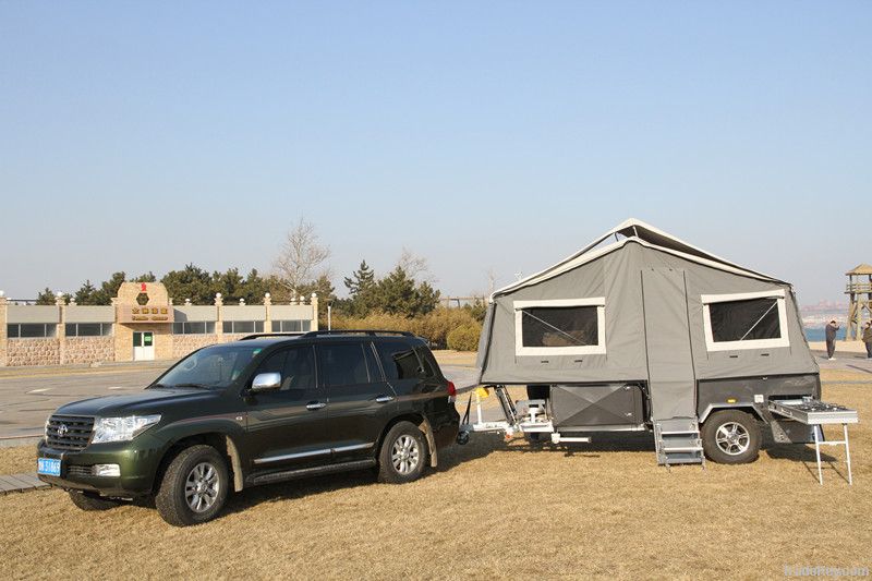 Heavy duty independent suspension travel trailer with kitchen