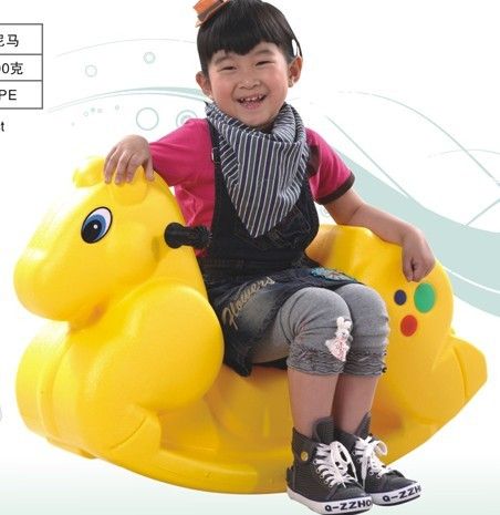 Plastic Rocking Horse (HDB-HC-001)