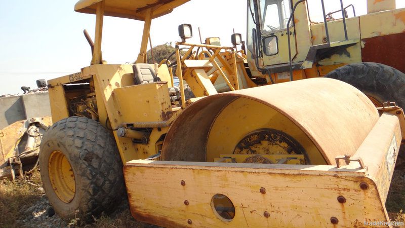 Used  CAT  CS-533  road  roller