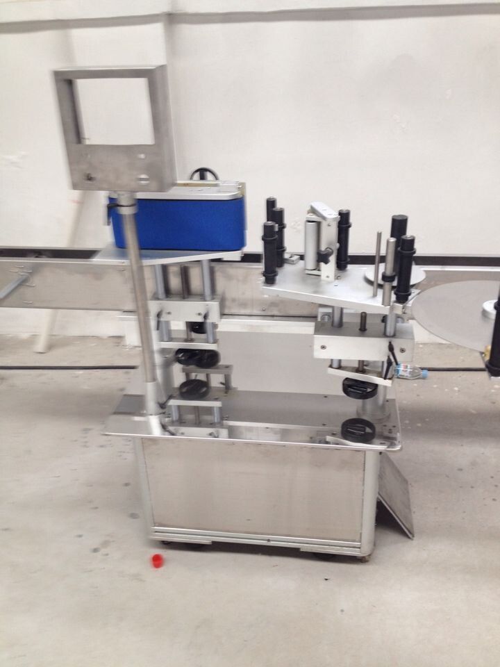 automatic wet glue labeling machine