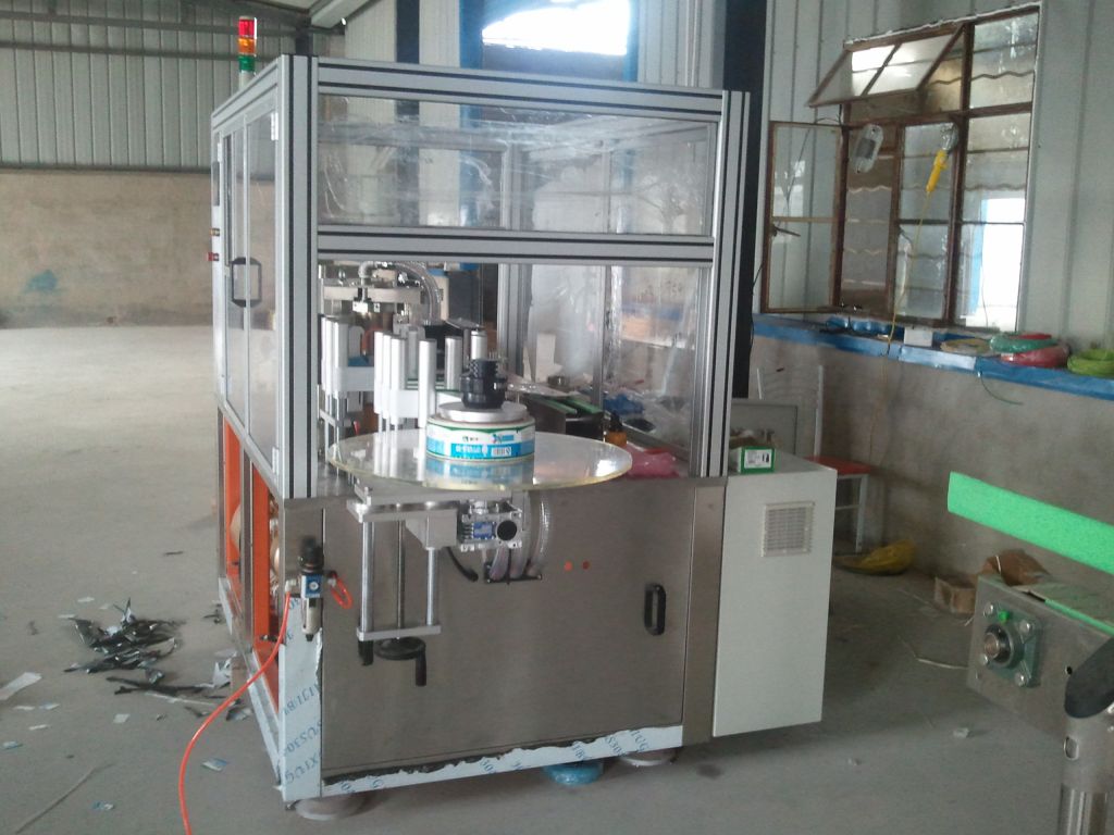 hot melt labeling machine