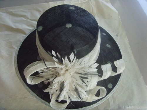 sinamay hat, The bride tire