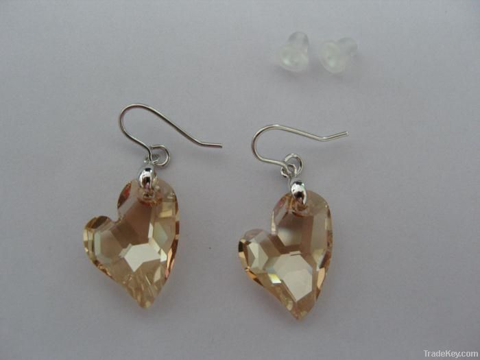 Earrings with crystal