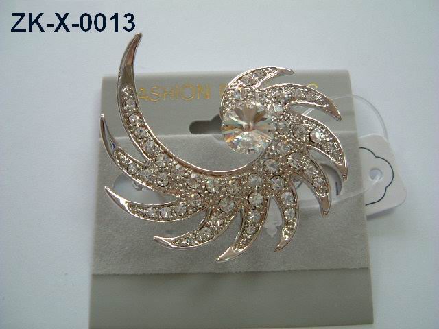 brooch