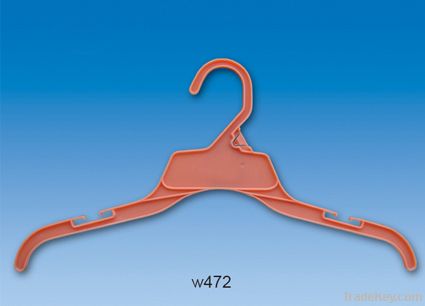 Plastic hanger