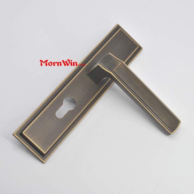 Best selling Traditional Solid Brass Door Lever Handle on Back Plate