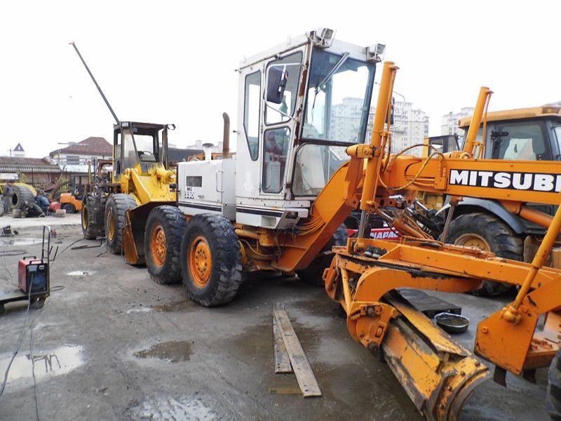 Sell Used MITSUBISHI MG330 Motor grader 