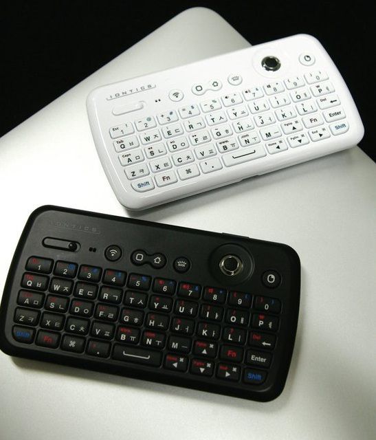 Wireless Bluetooth Mini Qwerty Keyboard with Sliding Jog Mouse