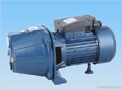 Self-priming jet pump