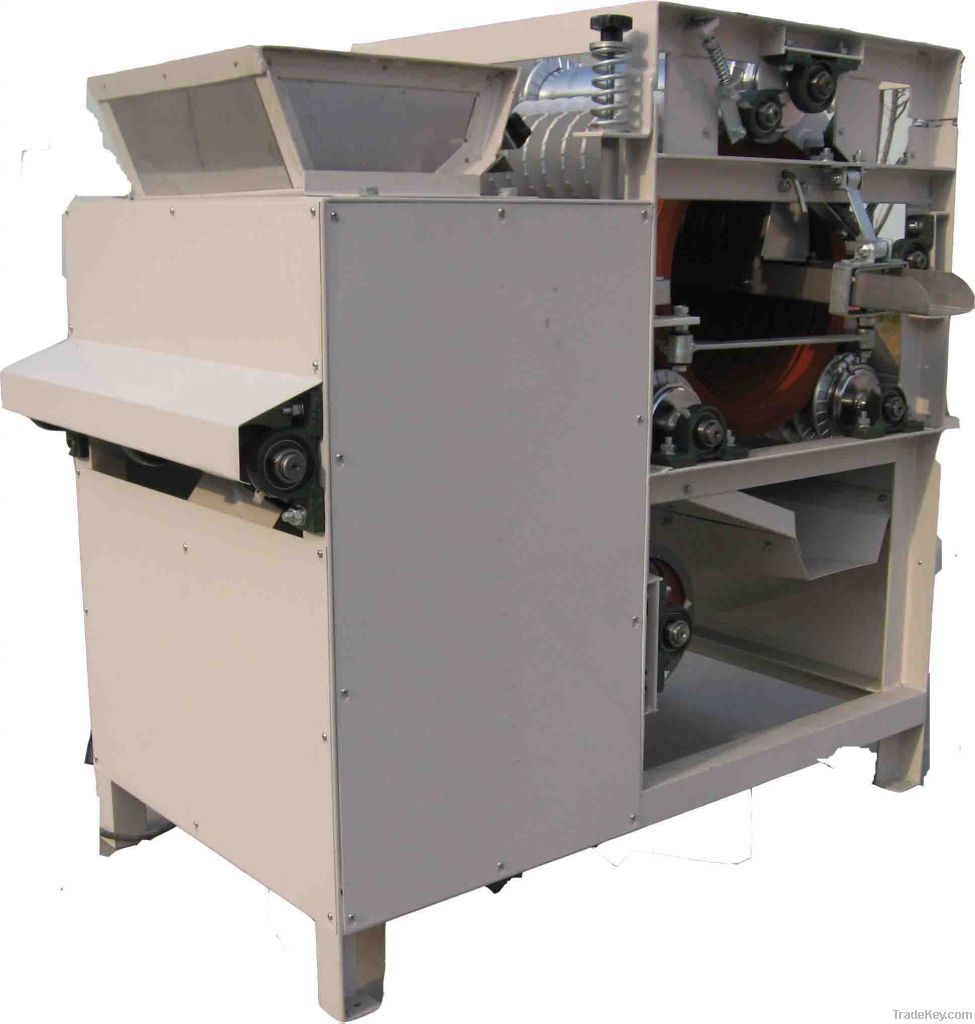 Wet Type Peanut/Almond Peeling Machine