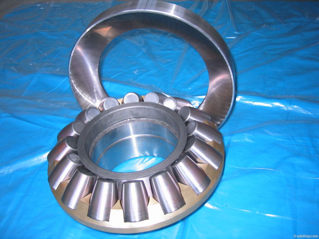 Spherical roller thrust bearing