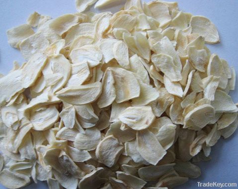 dried/dehydrated garlic flakes     grade B