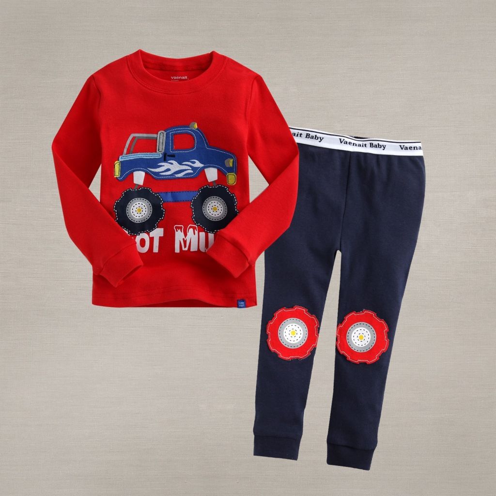 Boys Sleepwear and Night Clothes Cars Design