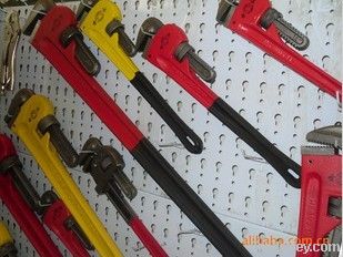 pipe wrench