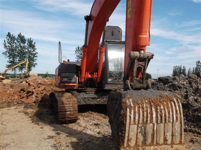 Used Hitachi Excavator |EX200-1,EX200-3,EX200-5,ZX200 |