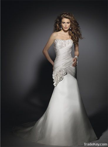 Mermaid/Trumpet Sweetheart Court Train Satin Wedding Dress