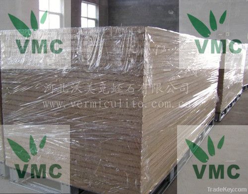 Fire insulation vermiculite board