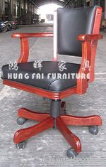 Hung fai solid wood swivel lift tilt game caster chair