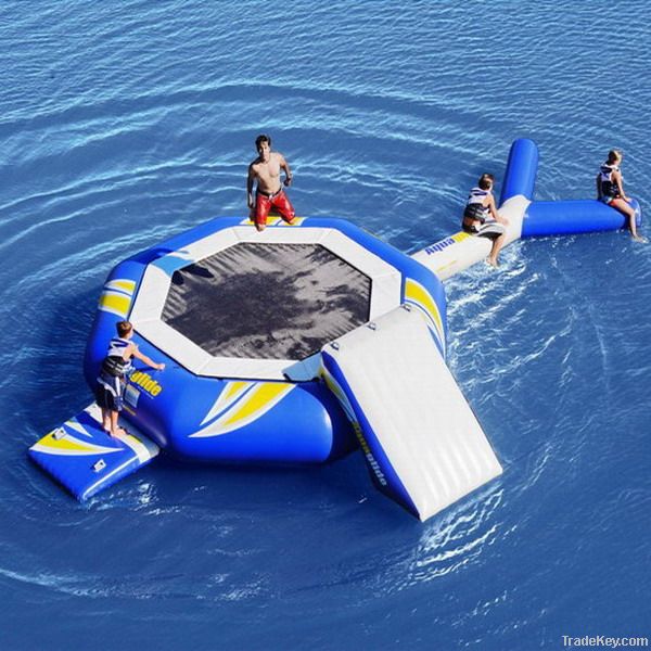 2013 funny inflatable water trampoline