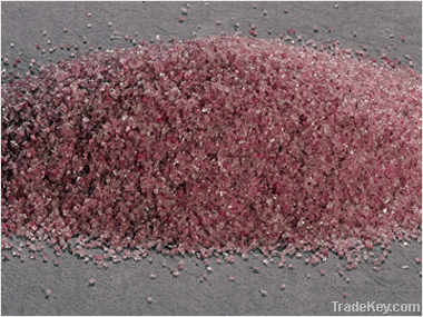 Pink fused alumina grit and powder