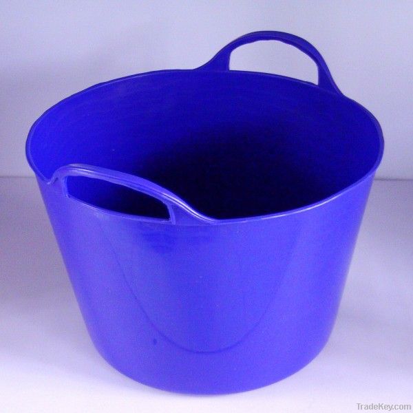 14L Small Plastic Flexible Bucket Animal Feed Trough