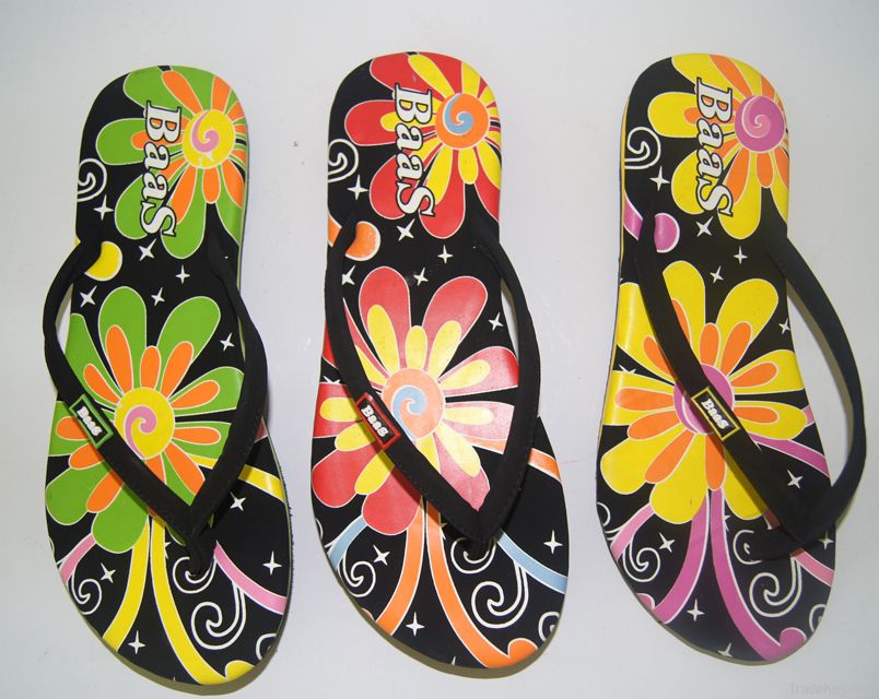 Women's Sandals & Slippers