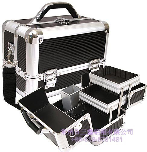 Aluminum Train Case