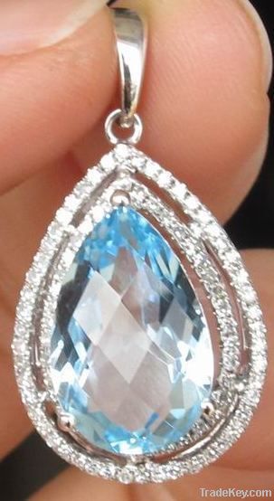 Beautiful gold pendant 14k.Diamants 0.52ct.Topaze .5.75 cts!