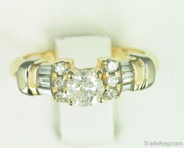 14K yellow gold ring with diamonds