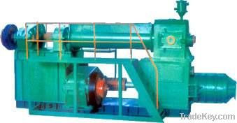 Double-stage vacuum brick machine