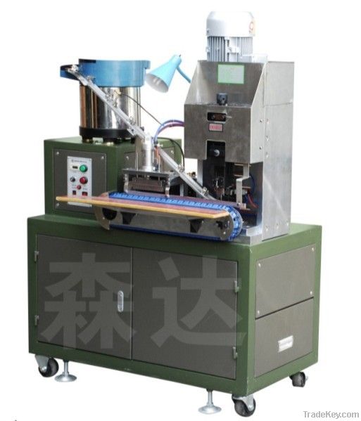 Automatic Individual Plug Terminal Crimping Machine