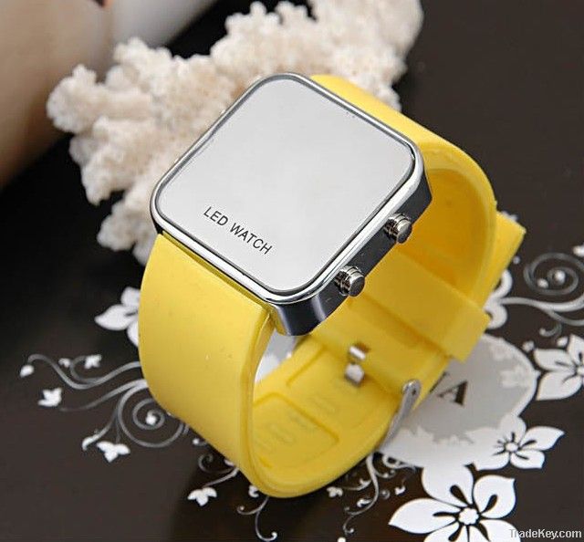 Dongguan Dingfeng fashion Silicone led Watch